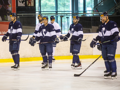 Hokejisti HC Slovan Bratislava trénujú počas štartu prípravy pred novou hokejovou sezónou Tipos Extraligy