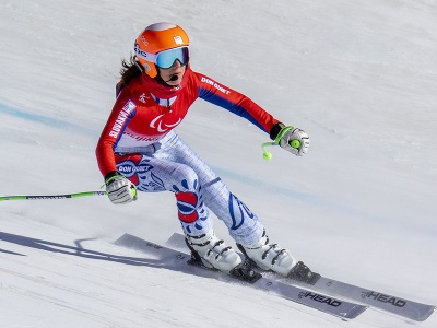Slovenská zjazdová lyžiarka Henrieta Farkašová počas paraalpského lyžovania žien v rámci XIII. zimných paralympijských hier 2022 v Pekingu. 