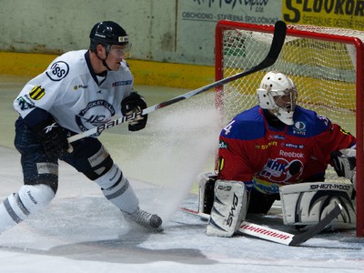 Marcel Šimurda pred gólmanom