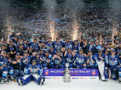 Hokejisti Nitry sa tešia zo zisku majstrovského titulu po štvrtom zápase finále play-off hokejovej Tipos extraligy