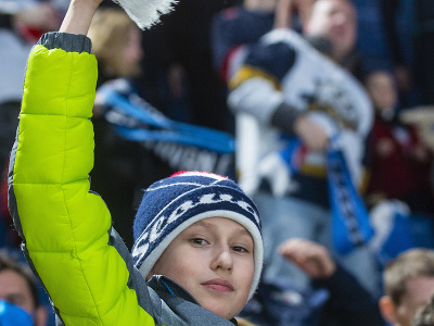 Na snímke gólová radosť mladého fanúšika Slovana