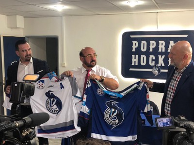 Predstavitelia HK Poprad predstavili dresy na sezónu 2018/2019