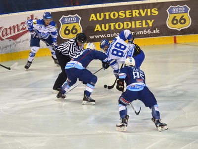Buly počas hokejového zápasu 6. kola Tipsport ligy HK Poprad – Nitra