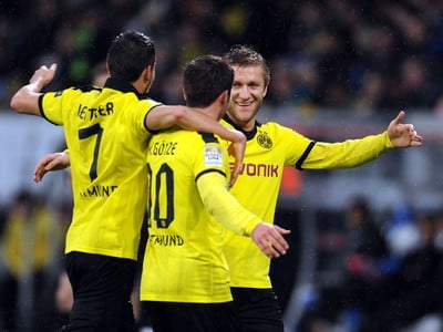 Hráči Borussie Dortmund oslavujú