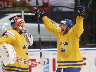 Švédsky hokejový útočník Joakim