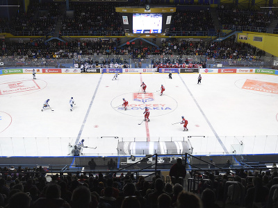 Na snímke vypredaný zimný štadión v prípravnom hokejovom zápase pred MS 2022 Slovensko – Česko v Spišskej Novej Vsi 21. apríla 2022. 