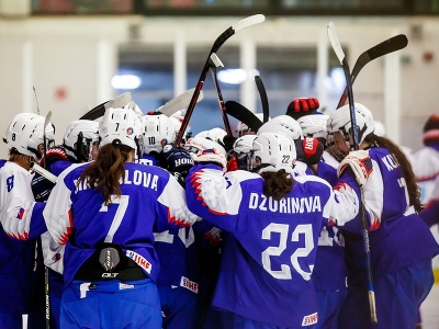Radosť hokejistiek Slovenska