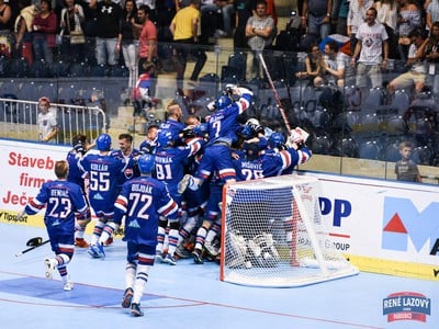 Slovenskí hokejbalisti sa prebojovali do finále