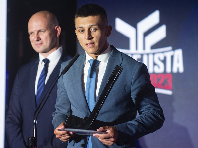 Martin Fehérváry získal ocenenie Najlepší obranca (Cena Róberta Švehlu)