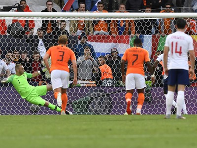 Marcus Rashford strieľa úvodný gól v zápase semifinále Ligy národov