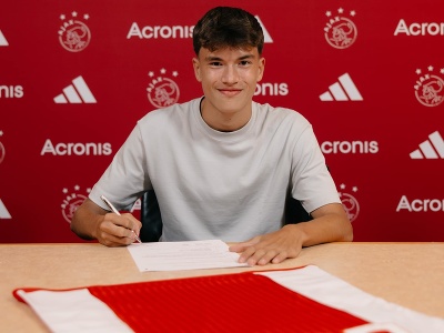 Ajax Amsterdam podpísal zmluvu