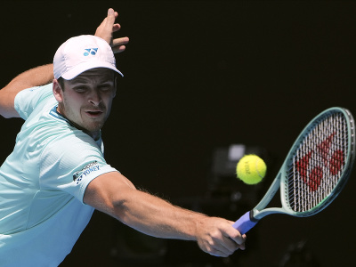 Poľský tenista Hubert Hurkacz behom štvrťfinálovej bitky na Australian Open 2024