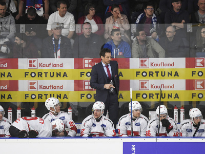 Tréner švajčiarskej hokejovej reprezentácie