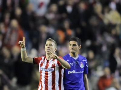 Iker Muniain sa teší z postupového zásahu