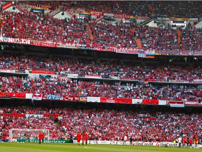 Vypredaný štadión Santiago Bernabeu 