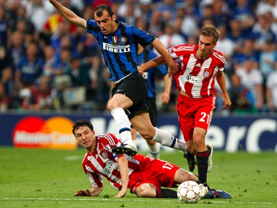 Mark van Bommel, Philipp Lahm a Goran Pandev