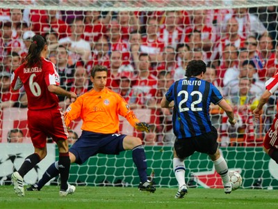 Diego Milito v šanci