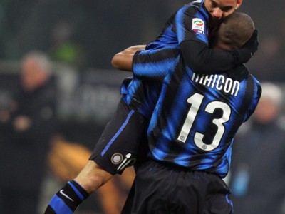 Wesley Sneijder a Maicon