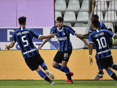Hráči Interu sa radujú z gólu