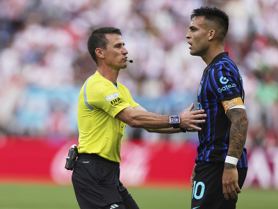 Lautaro Martínez v debate