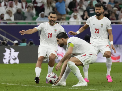 Futbalisti Iránu sa tešia po góle
