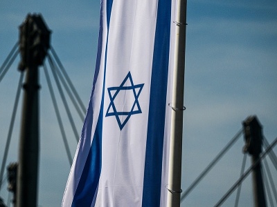 Izraelská vlajka veje na