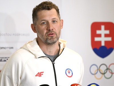 Na snímke tréner brankárov