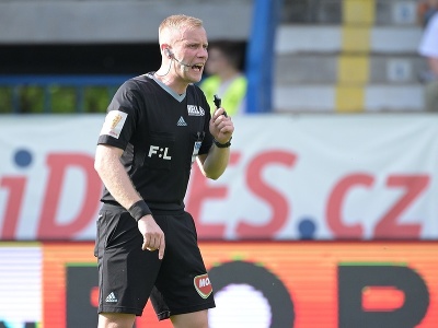 Český rozhodca Jan Petřík