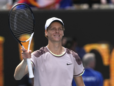 Jannik Sinner sa teší po postupe do finále Australian Open 2024