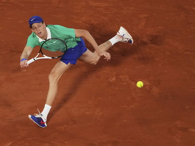 Taliansky tenista Jannik Sinner počas Roland Garros 2025