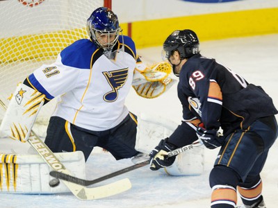 Sam Gagner v nájazde