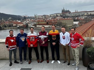 Legendy hokeja sa spolu stretli v Prahe, aby pomohli spropagovať MS v hokeji 2024