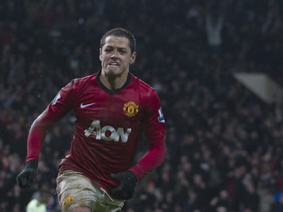 Javier Hernandez sa teší z gólu