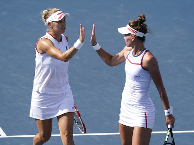 Ruské tenistky Veronika Kudermetovová a Jelena Vesninová