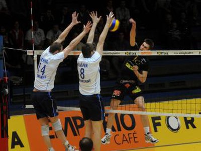 John Dekker, Peter Kašper