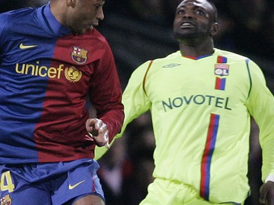John Mensah a Thierry