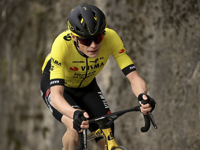 Dánsky cyklista Jonas Vingegaard počas pretekov Tirreno Adriatico 2024