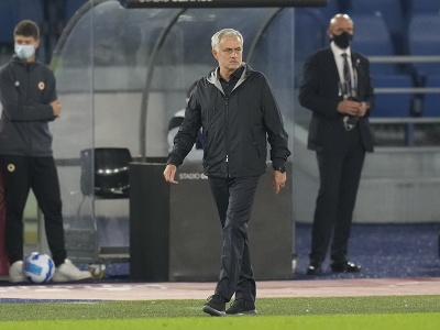 José Mourinho na lavičke AS Rím 