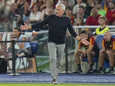 José Mourinho na lavičke AS Rím