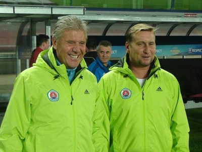 Trénerské duo bratislavského Slovana Jozef Chovanec a Horst Siegel zažilo návrat do Prahy