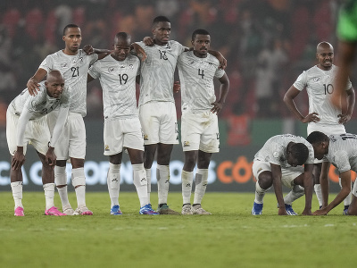 Futbalisti Juhoafrickej republiky počas penaltového rozstrelu
