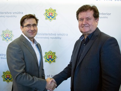 Sprava: Bývalý riaditeľ Športového centra polície (ŠCP) Marián Kukumberg a novovymenovaný riaditeľ ŠCP Juraj Minčík