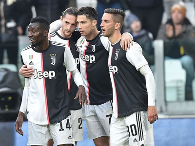 Hráči Juventusu pri oslavách gólu