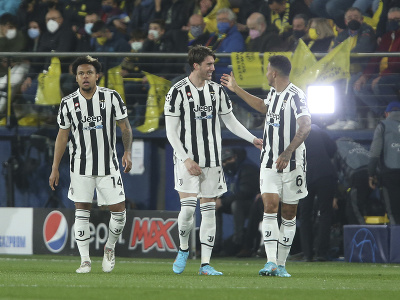 Futbalisti Juventusu Turín oslavujú gól
