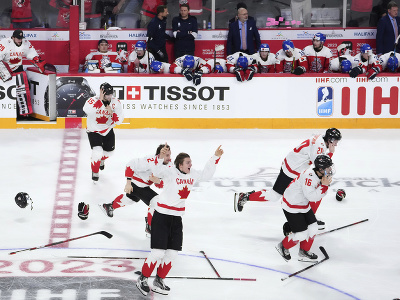 Hokejisti domácej Kanady vybojovali zlaté medaily na MS hráčov do 20 rokov