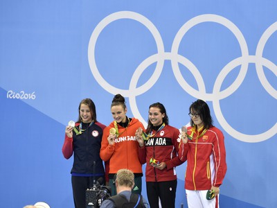 Zľava: Kathleen Baker, Katinka Hosszu, Kylie Masse, Fu Yuanhui 
