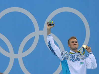 Dmitrij Balandin s prvou medailou pre Kazachstan v plávaní