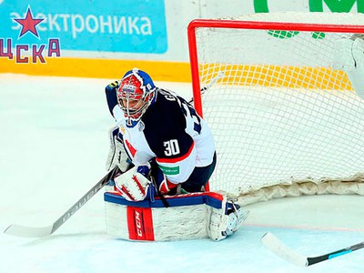 Denis Godla na ľade CSKA trikrát inkasoval