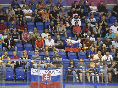 Fanúšikovia Slovenska v zápase štvrťfinále ME v malom futbale Slovensko – Azerbajdžan v Košiciach