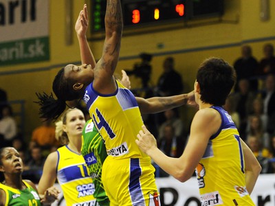 Riquna Williams pri zakončení